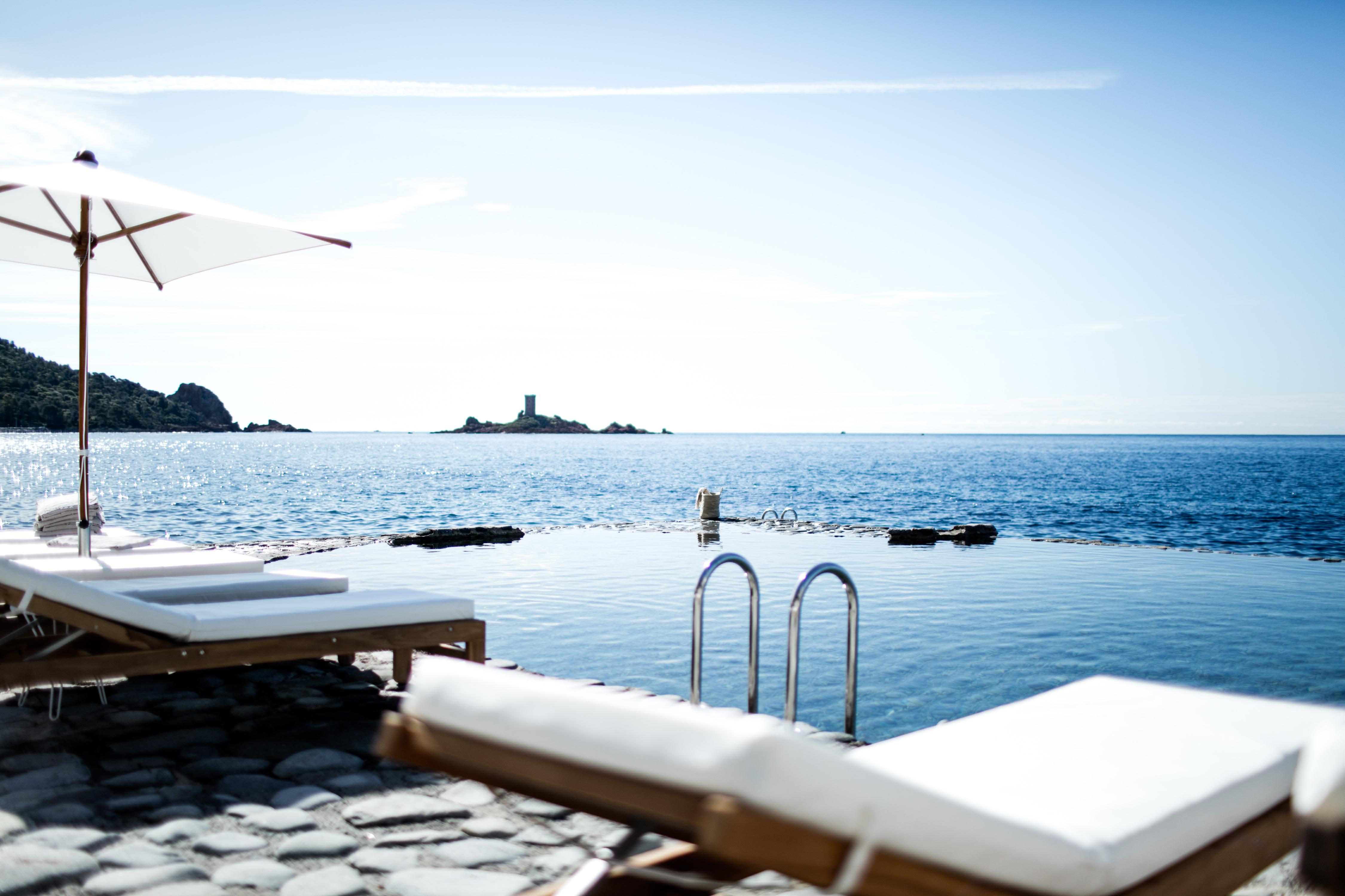 Les Roches Rouges, A Beaumier Hotel Saint-Raphaël Екстериор снимка