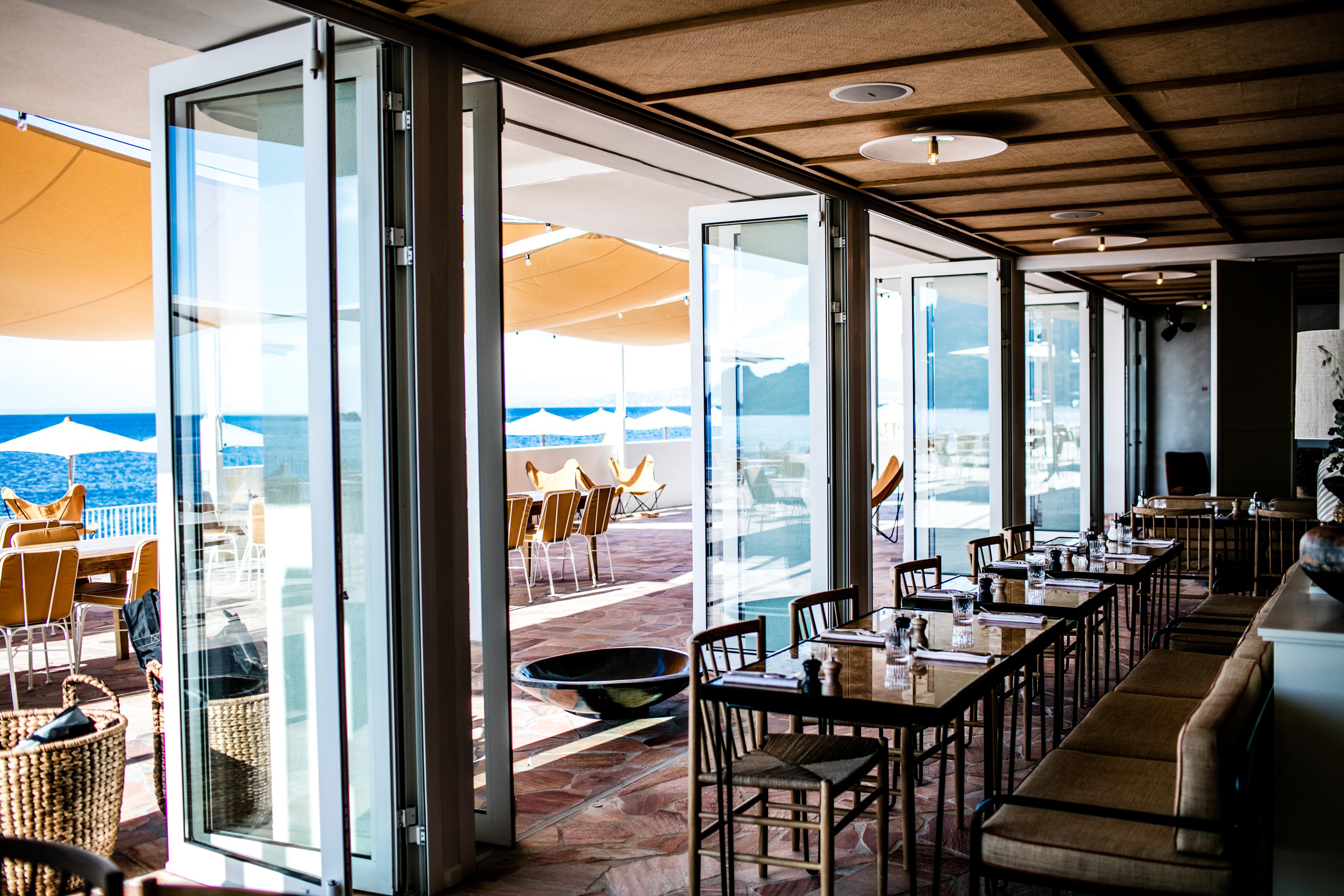 Les Roches Rouges, A Beaumier Hotel Saint-Raphaël Екстериор снимка