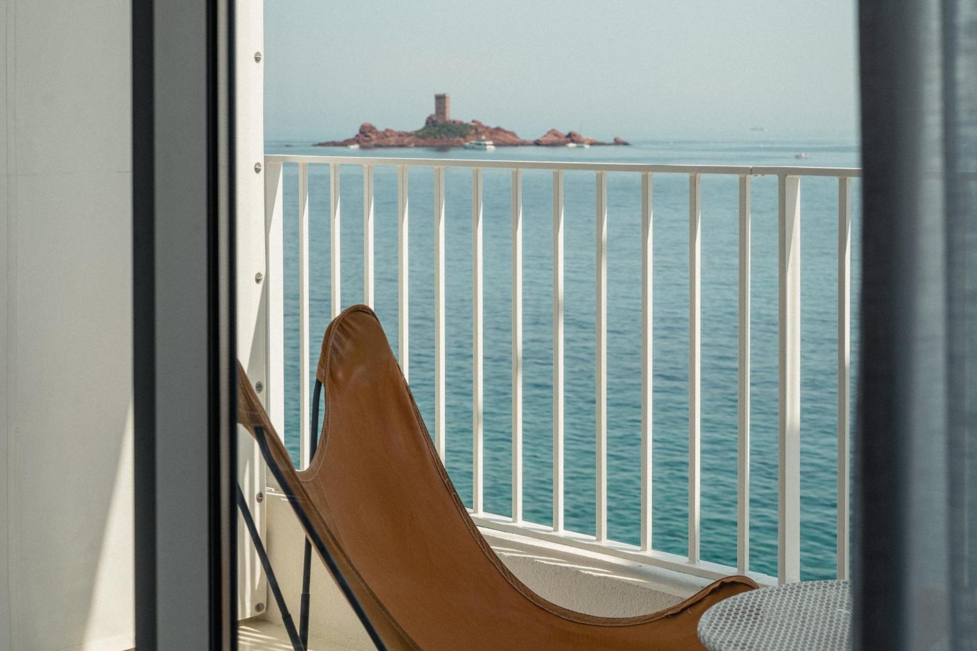Les Roches Rouges, A Beaumier Hotel Saint-Raphaël Екстериор снимка