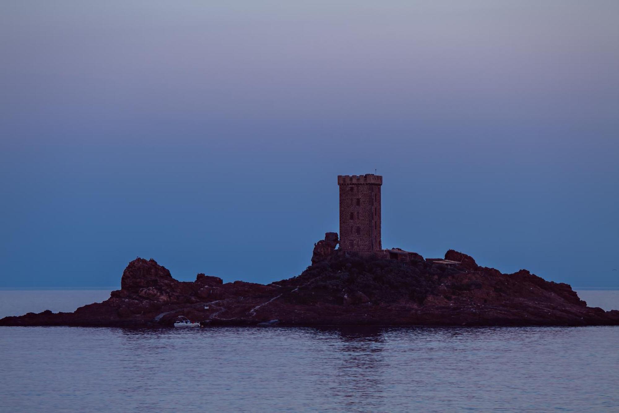 Les Roches Rouges, A Beaumier Hotel Saint-Raphaël Екстериор снимка